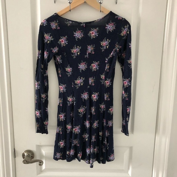 FOREVER 21 Long sleeve floral dress  size S - Picture 6 of 7